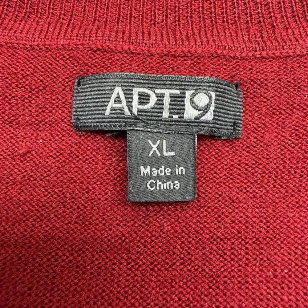 Apt 9 Mens XL Red Argyle V-Neck Sweater Gray White Pattern Knit Pullover
